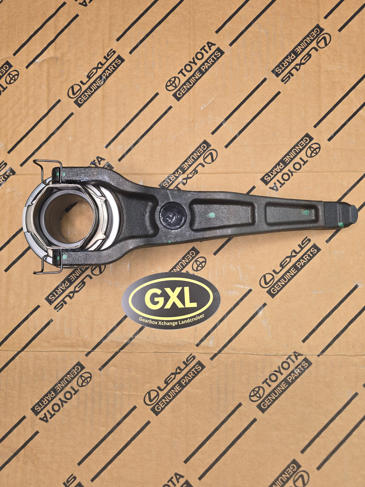 HDJ100 Clutch Fork and Release Bearing