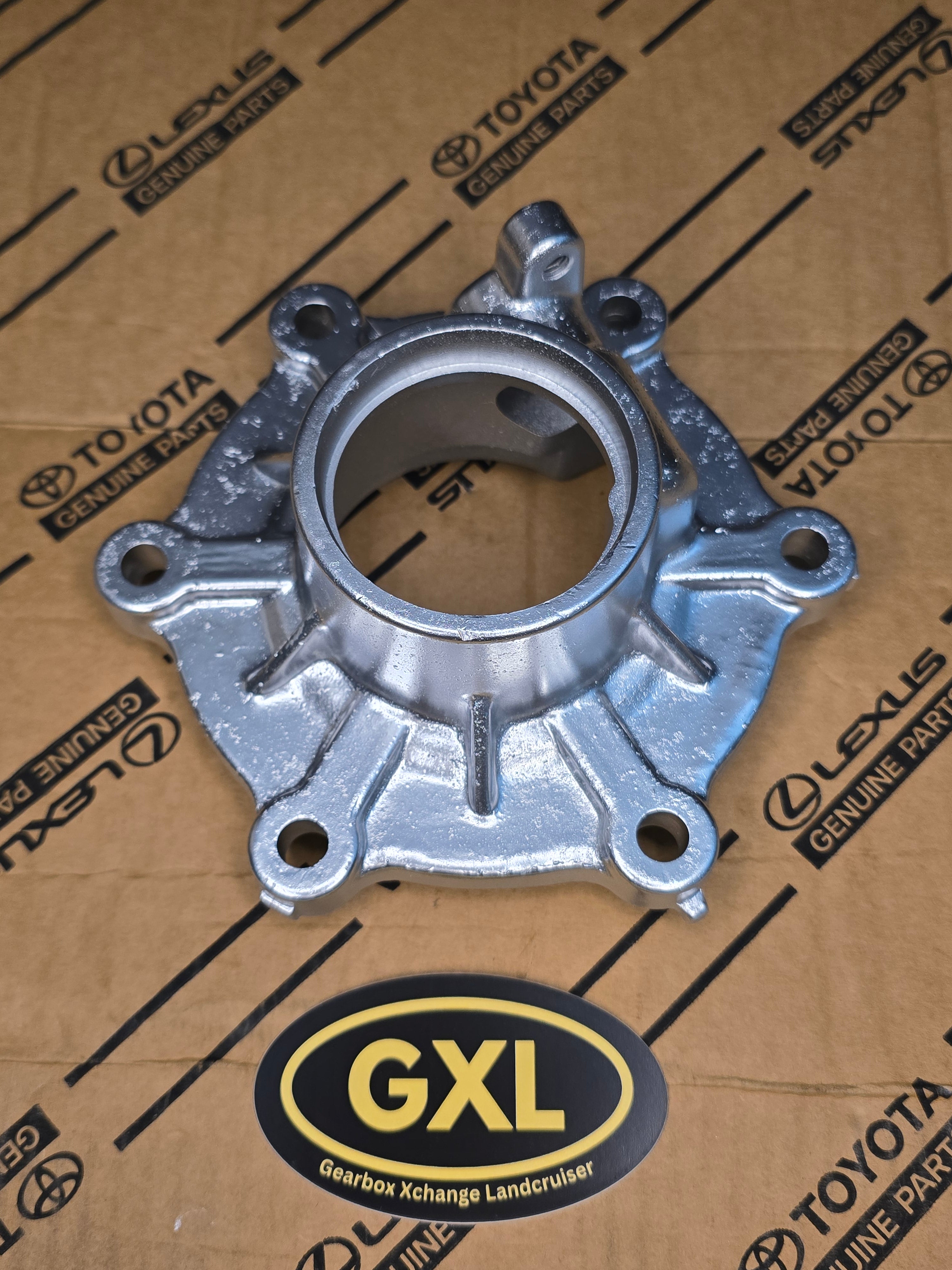 Output Shaft Bearing Retainer