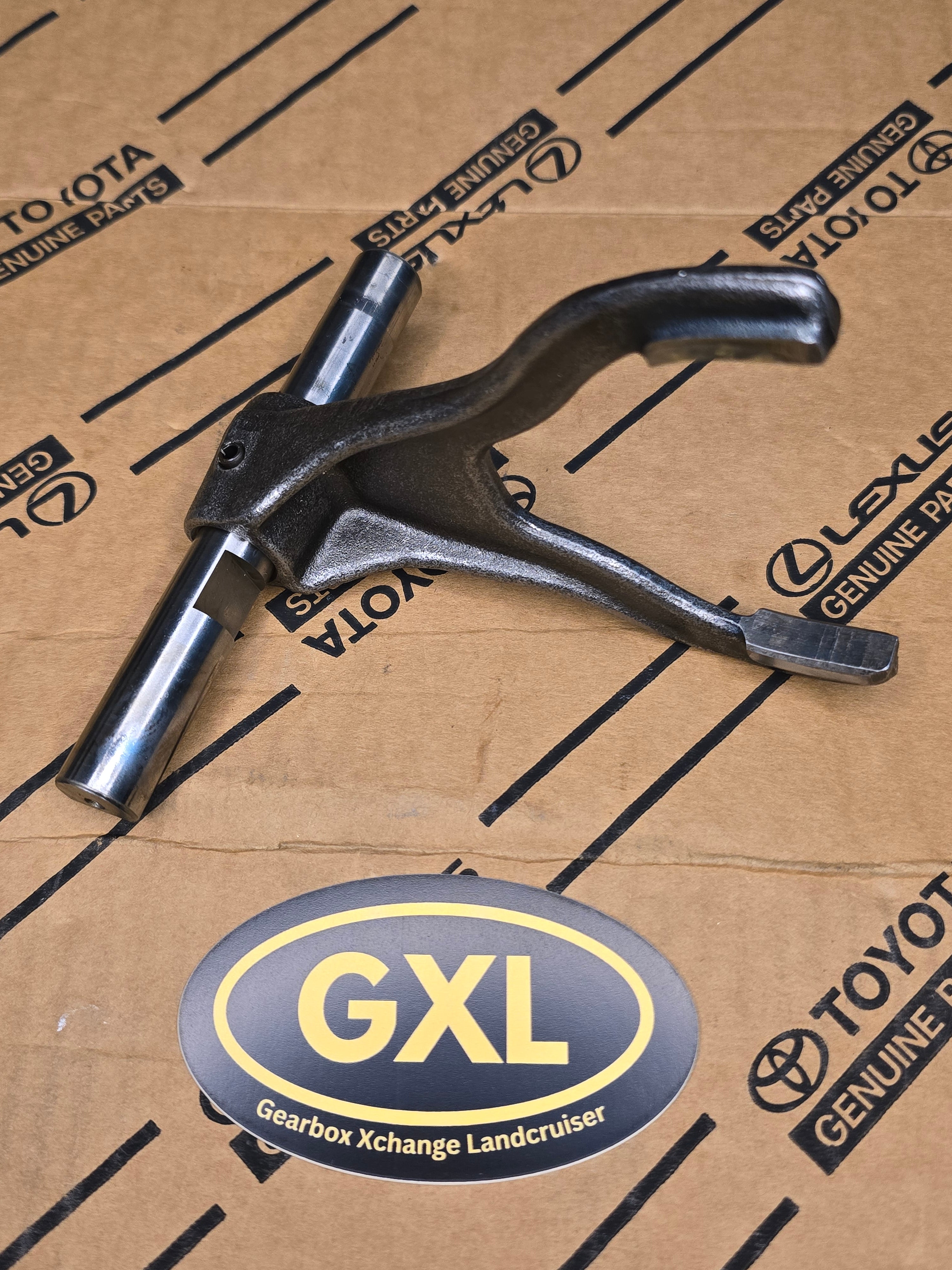 H55F Transfercase Hi Lo Range Selector Fork with Rod